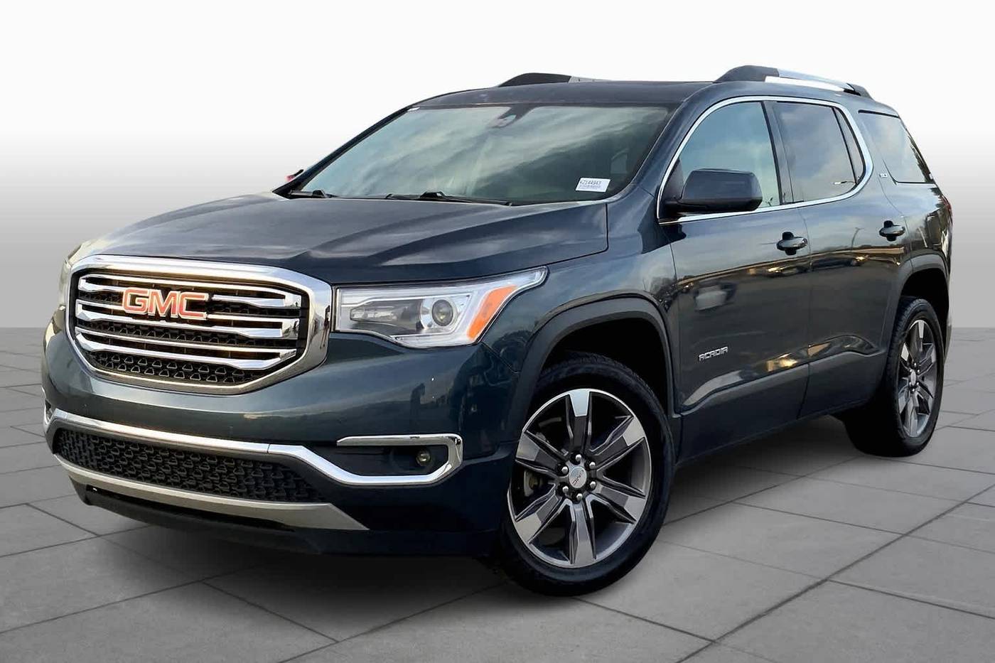 2019 GMC Acadia SLT — SUV — 135,892 mi — Columbus, GA