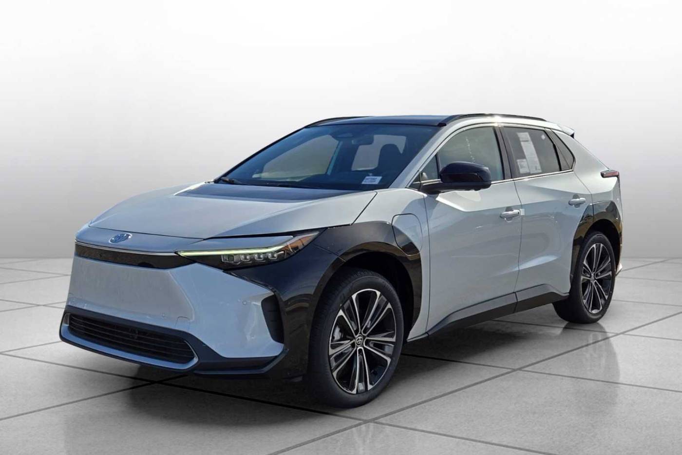 2024 Toyota bZ4X Limited — SUV — 10 mi — Columbus, GA