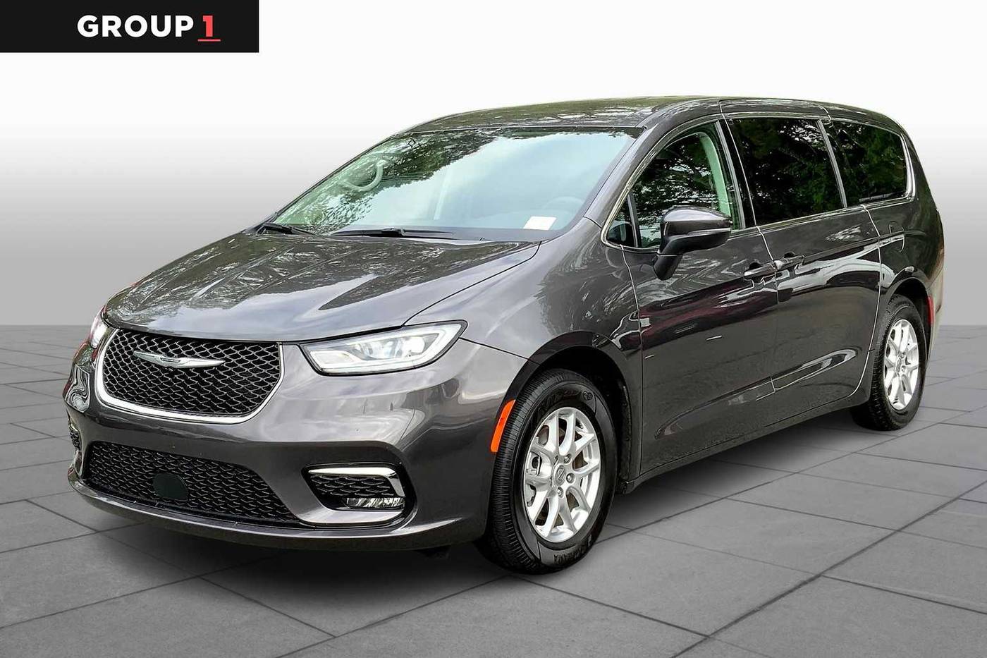 2023 Chrysler Pacifica Touring L — Minivan — 62,383 mi — Columbus, GA