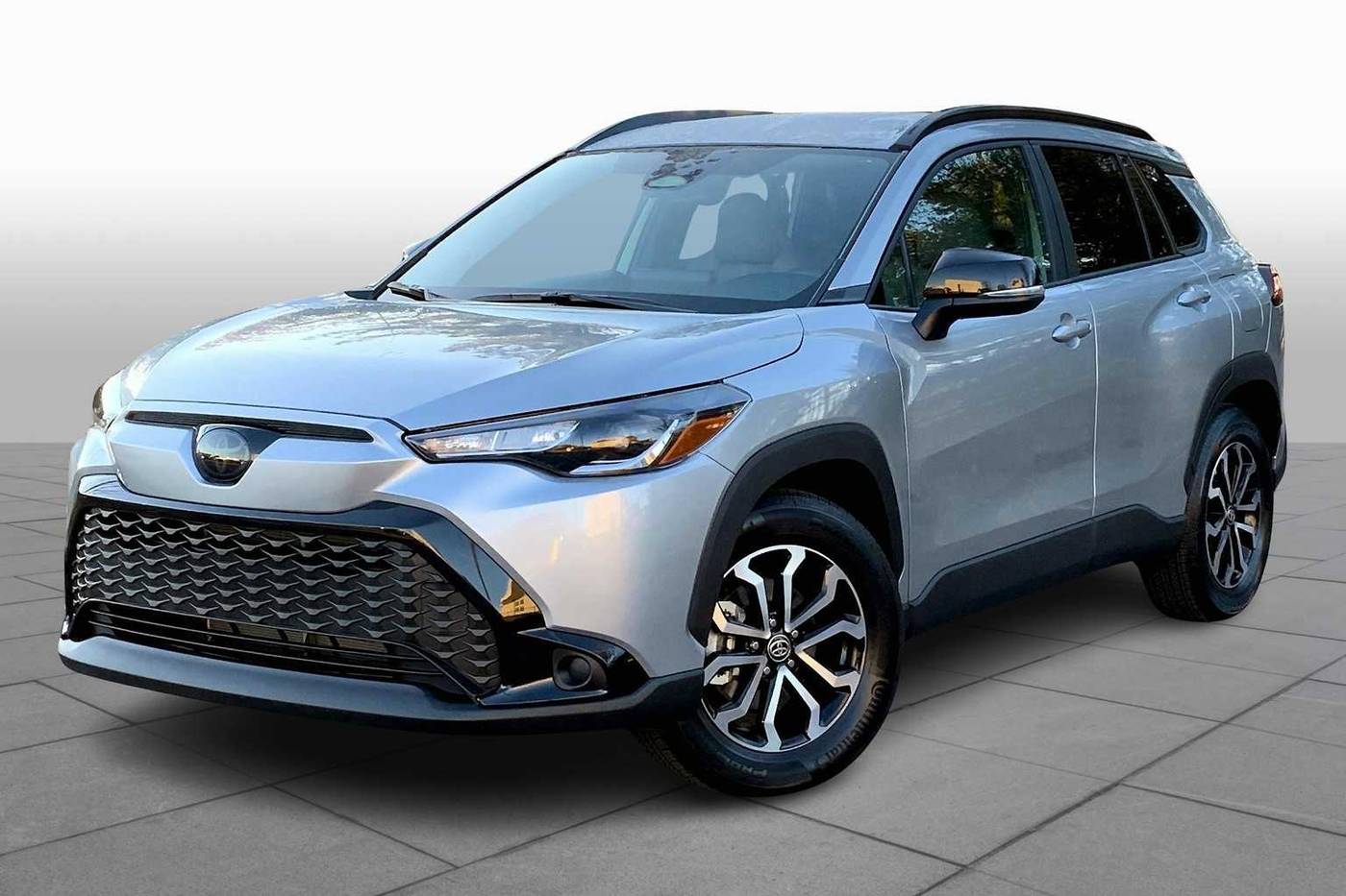 2025 Toyota Corolla Cross Hybrid SE — SUV — 30 mi — Columbus, GA