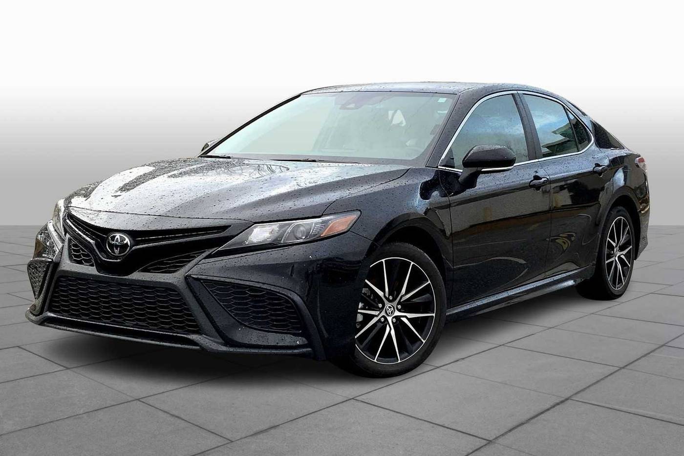 2023 Toyota Camry SE — Sedan — 24,499 mi — Columbus, GA