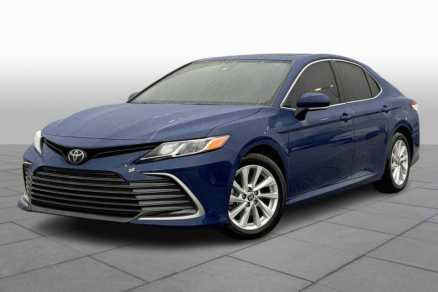2023 Toyota Camry LE — Sedan — 32,591 mi — Columbus, GA
