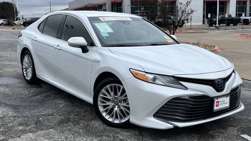2019 Toyota Camry Hybrid LE — Sedan — 27,445 mi — Bryan, TX