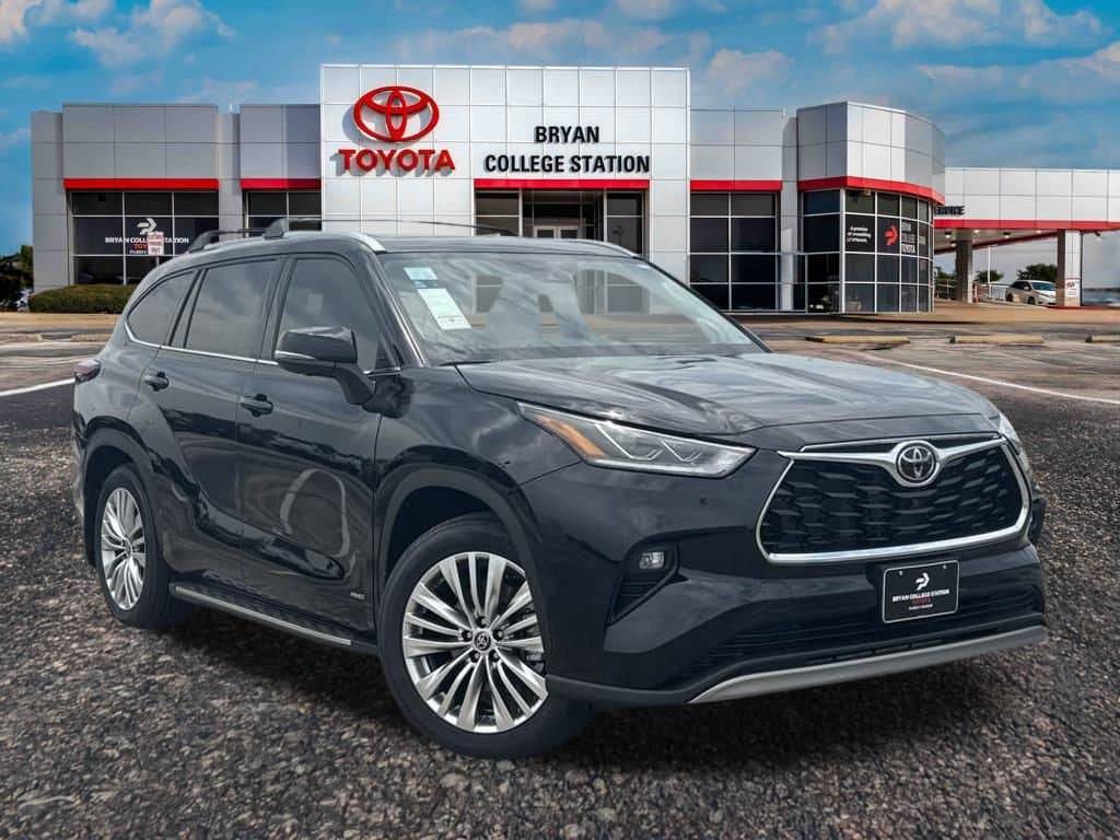 2025 Toyota Highlander Hybrid Platinum — SUV — 5,777 mi — Bryan, TX