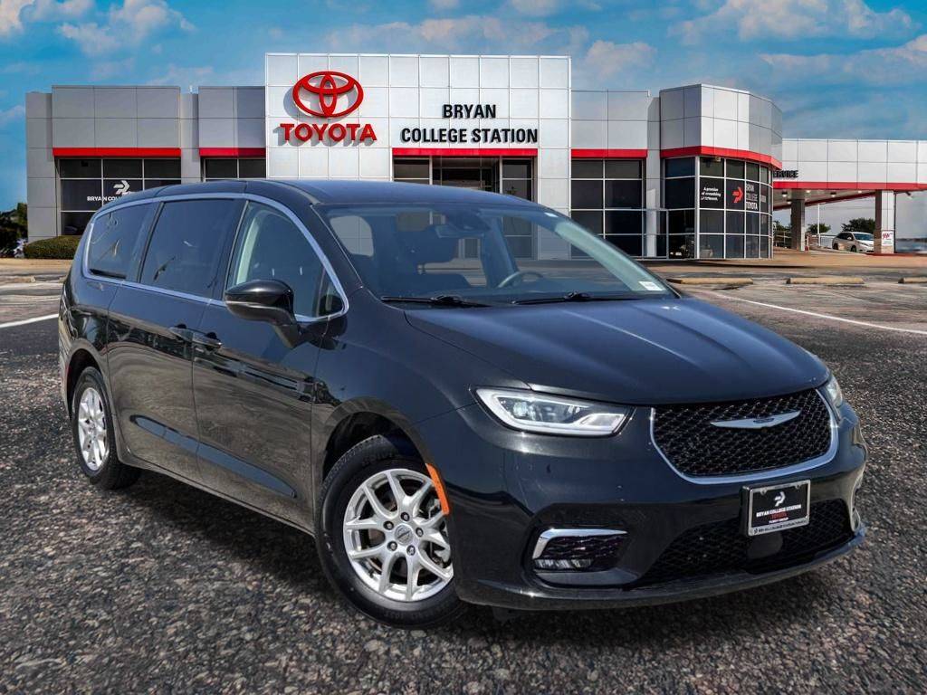 2023 Chrysler Pacifica Touring L — Minivan — 55,096 mi — Bryan, TX
