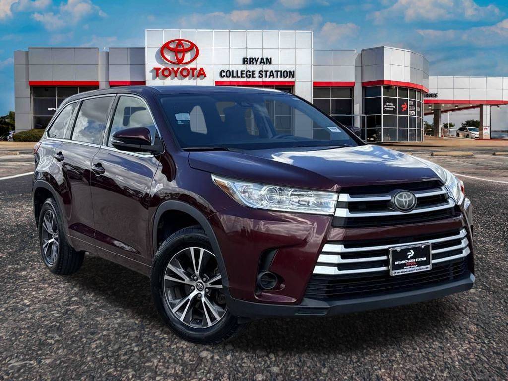2017 Toyota Highlander LE — SUV — 97,195 mi — Bryan, TX