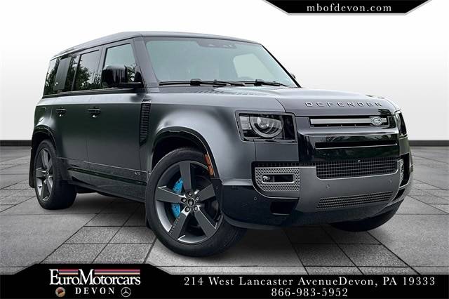 2023 Land Rover Defender V8 — SUV — 18,189 mi — Devon, PA