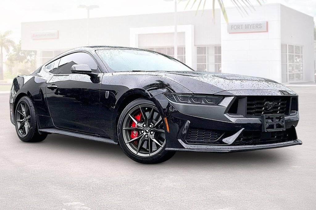 2026 Ford Mustang Dark Horse