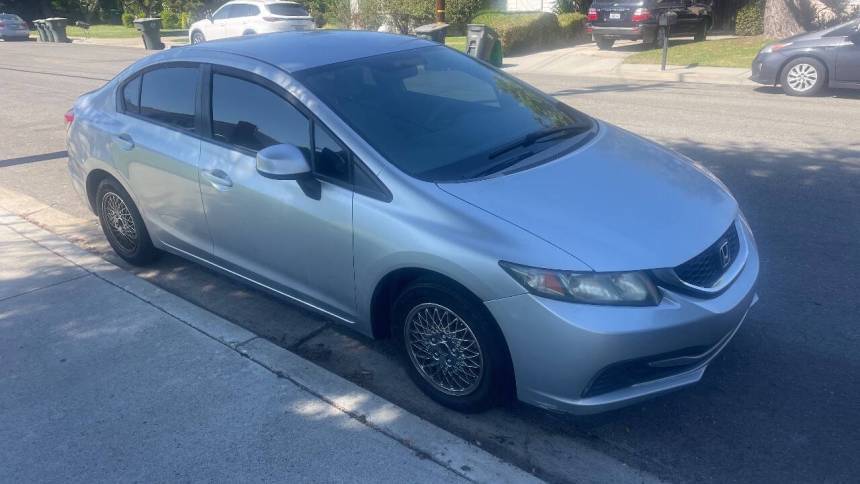 2013 Honda Civic LX — Sedan — 137,920 mi — Costa Mesa, CA