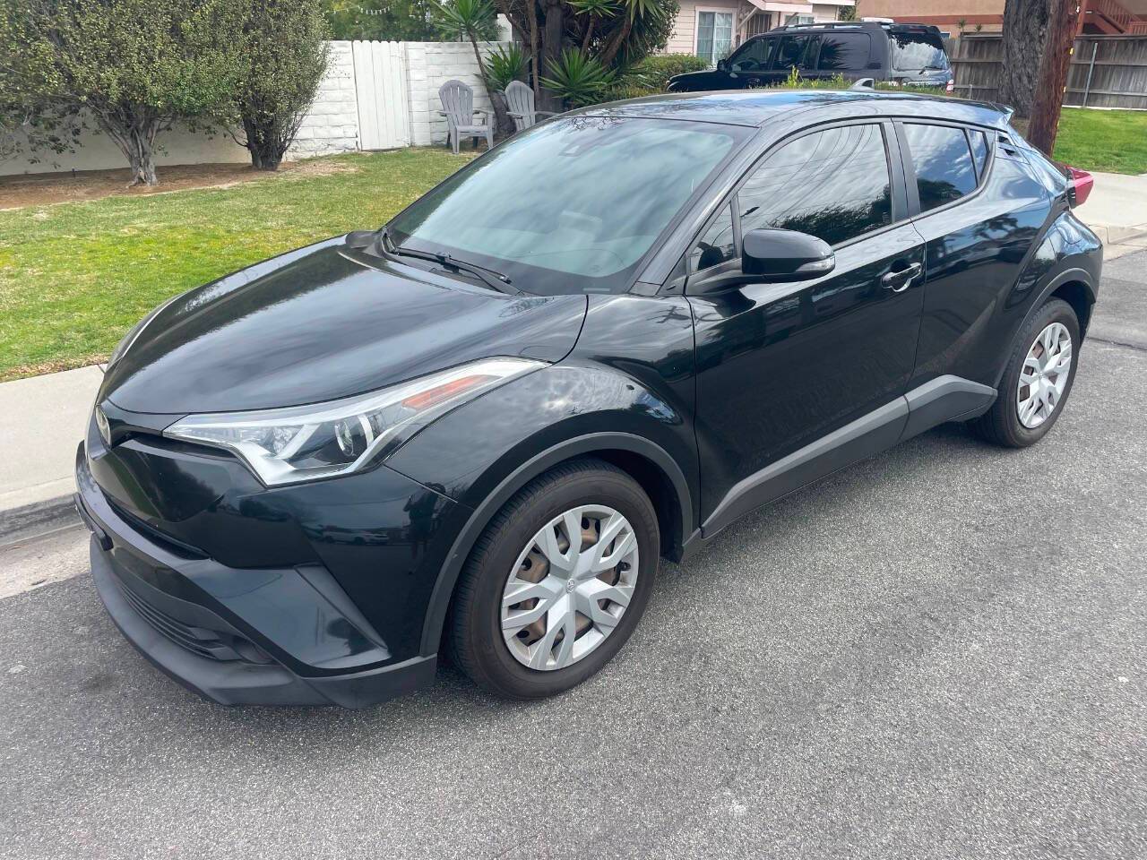 2019 Toyota C-HR LE — SUV — 55,700 mi — Costa Mesa, CA