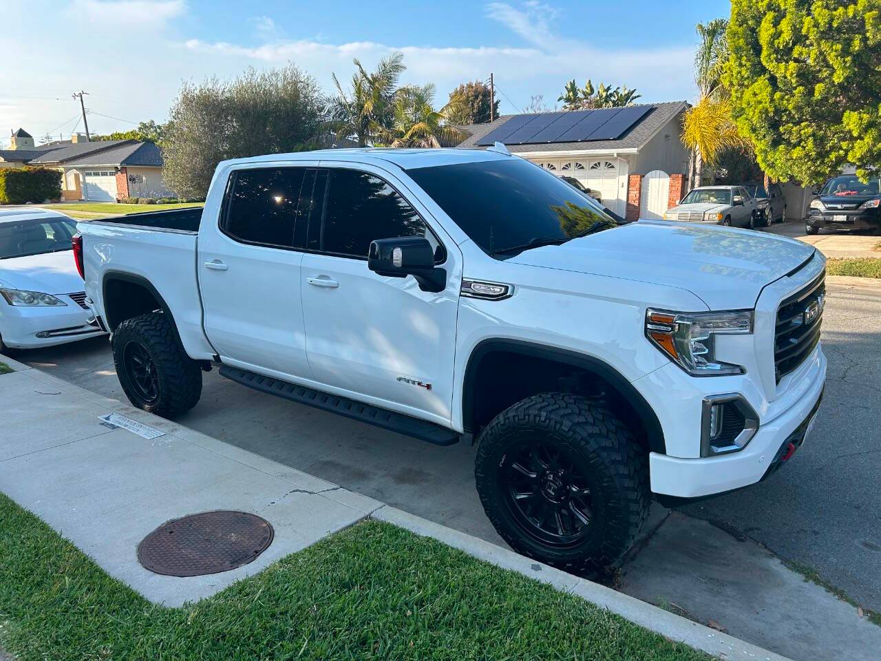 2022 GMC Sierra 1500 Limited AT4 — Pickup Truck — 32,060 mi — Costa Mesa, CA