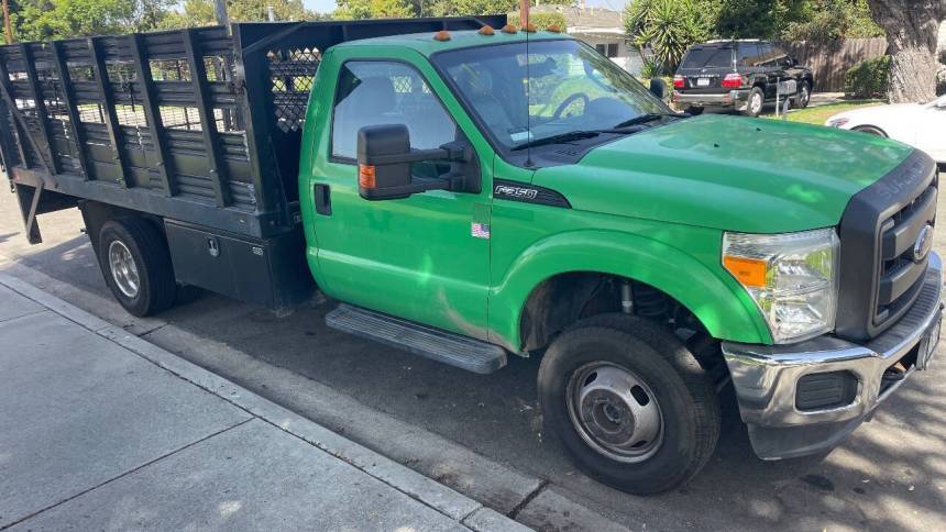 2016 Ford Super Duty F-350 Chassis Cab XLT — Chassis Cab Truck — 176,000 mi — Costa Mesa, CA
