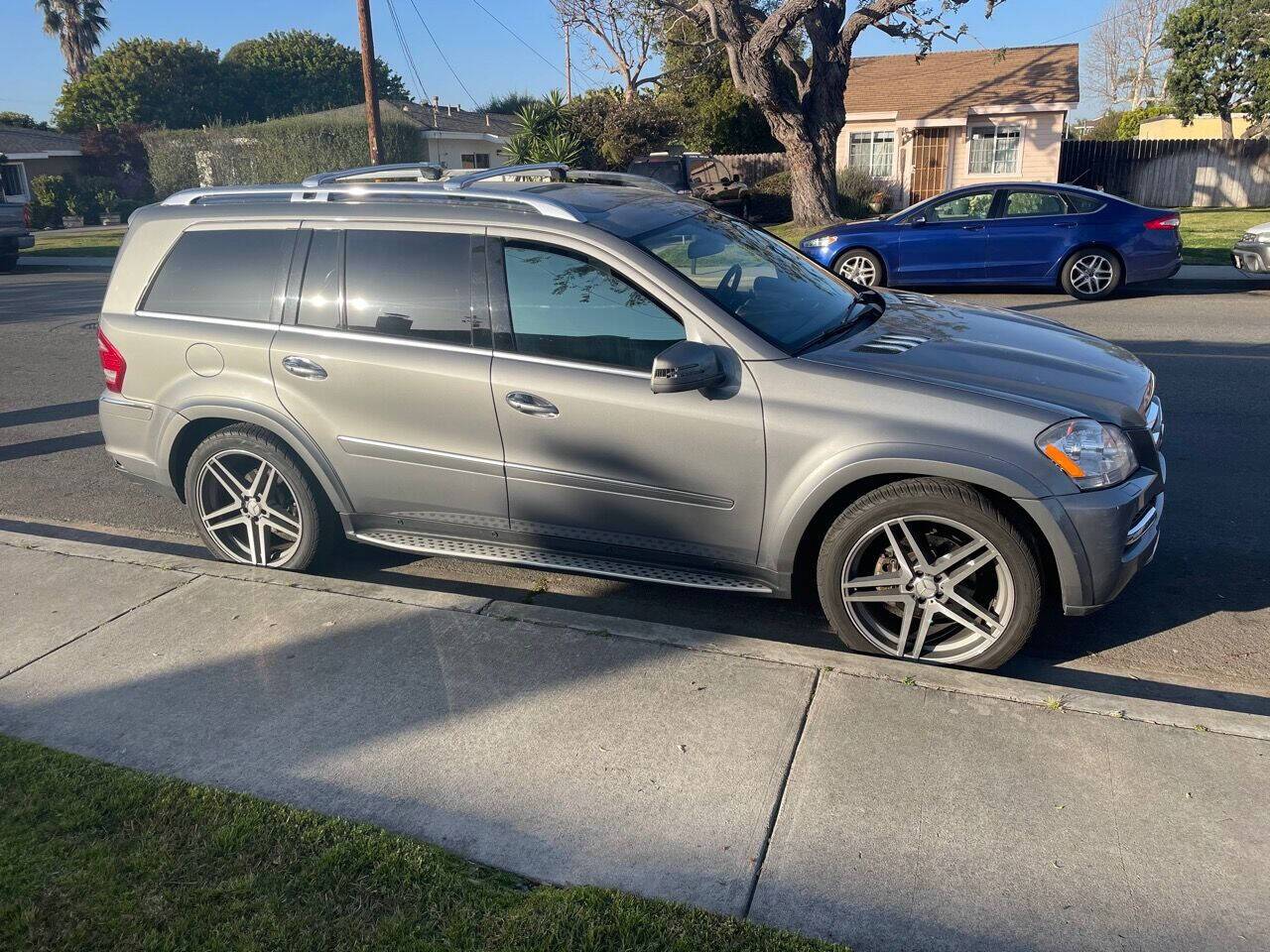 2012 Mercedes-Benz GL-Class GL 550 4MATIC