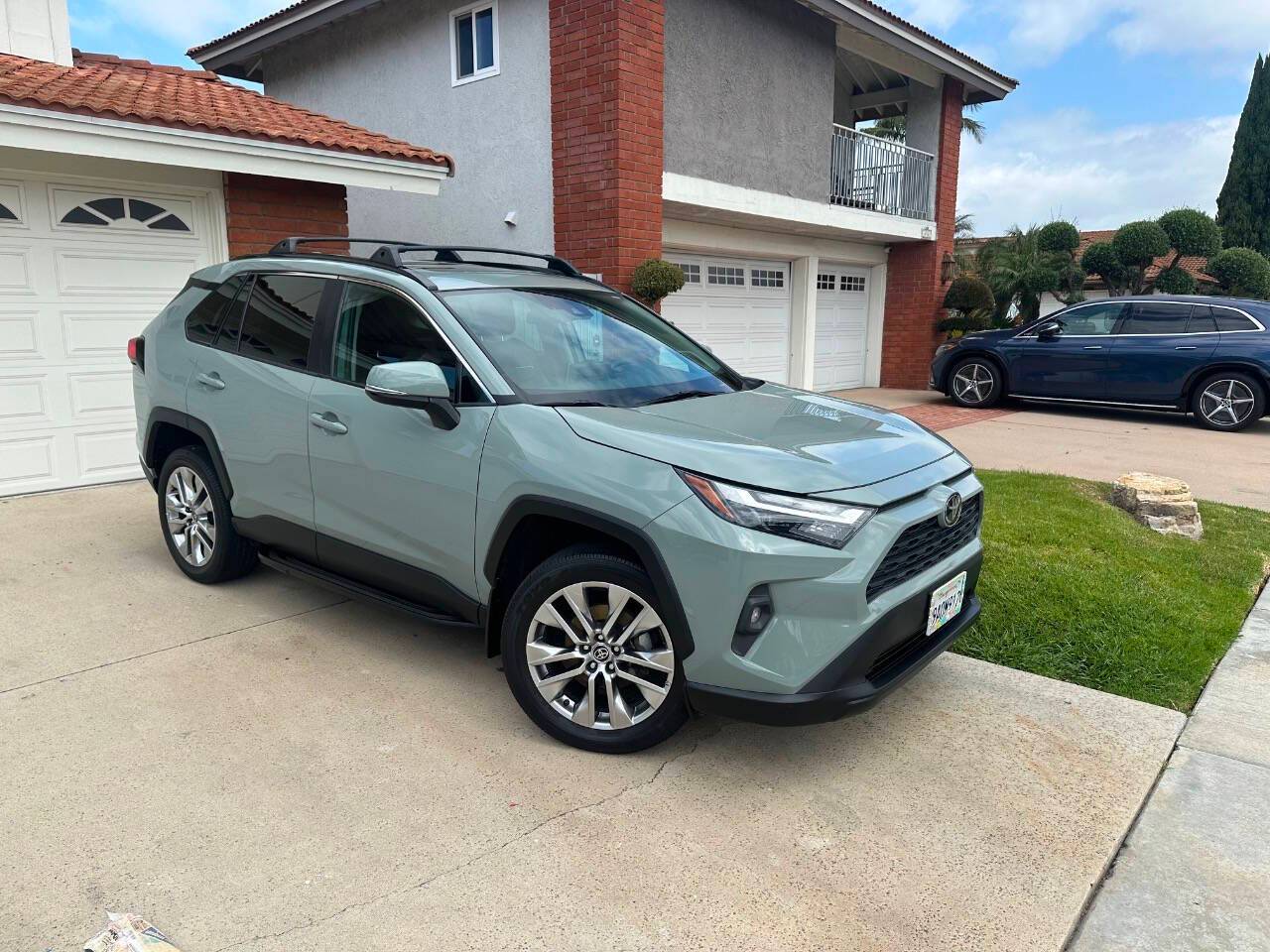 2022 Toyota RAV4 XLE Premium — SUV — 54,720 mi — Costa Mesa, CA