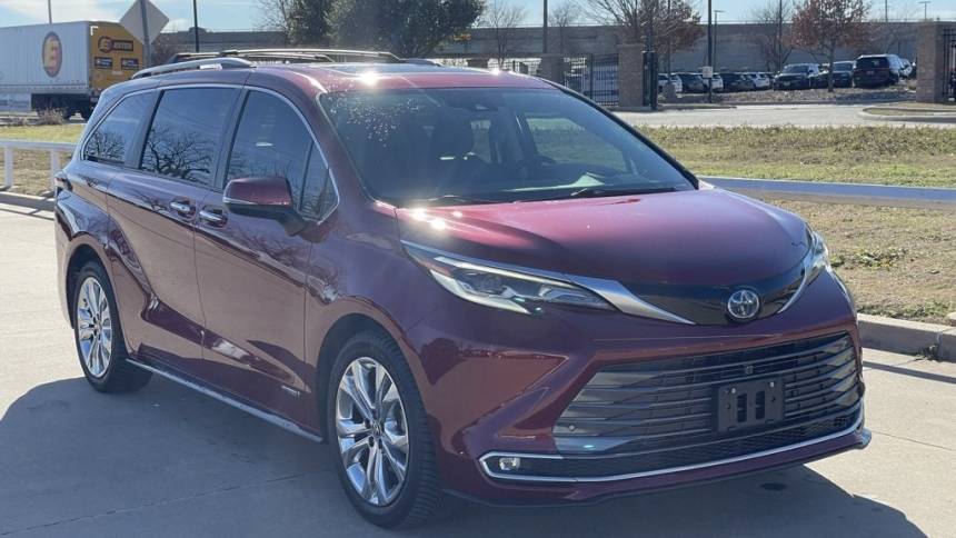 2021 Toyota Sienna Platinum — Minivan — 56,138 mi — Frisco, TX