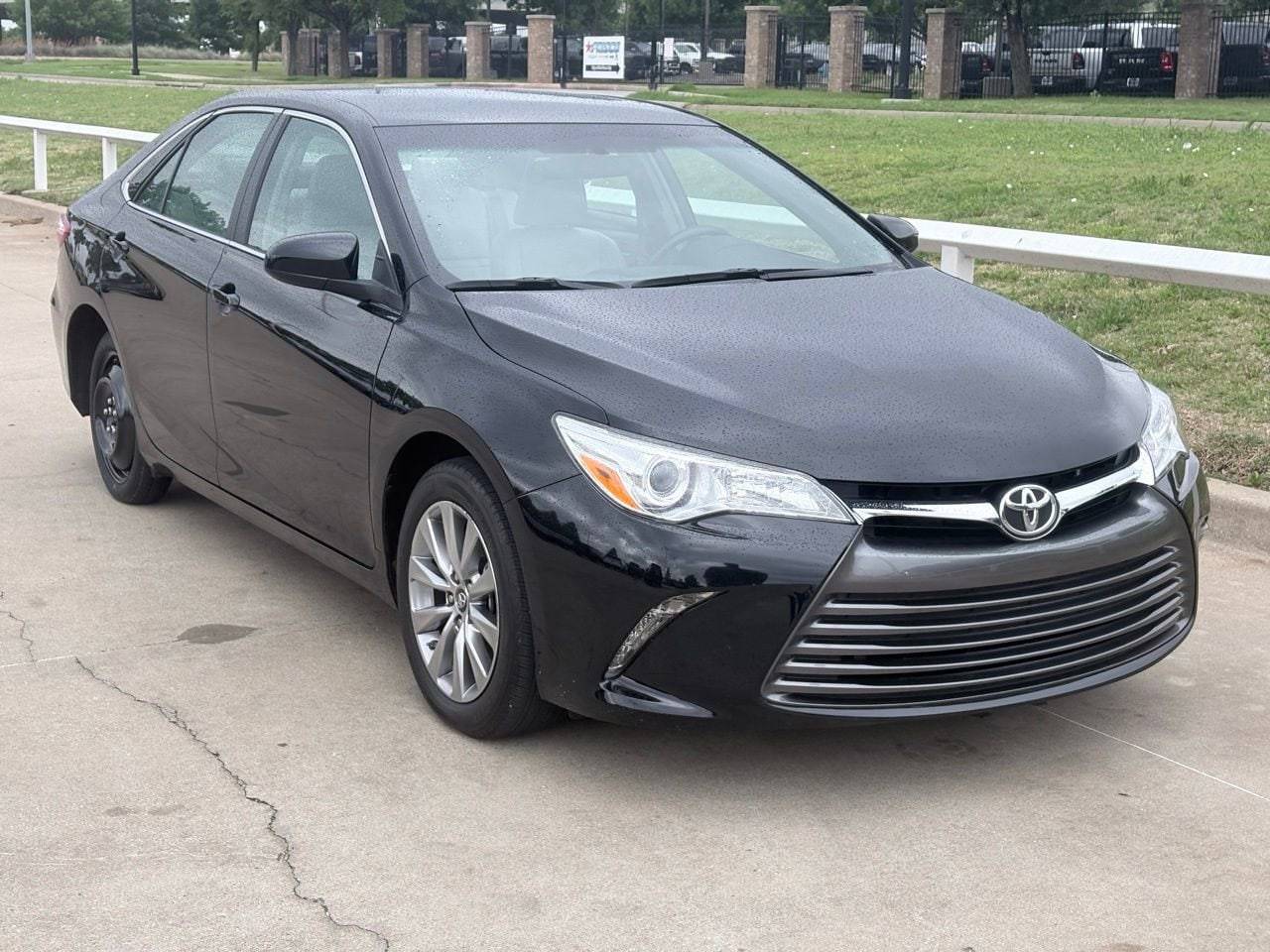 2016 Toyota Camry XLE — Sedan — 15,863 mi — Frisco, TX