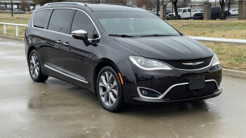 2019 Chrysler Pacifica Limited — Minivan — 76,105 mi — Frisco, TX