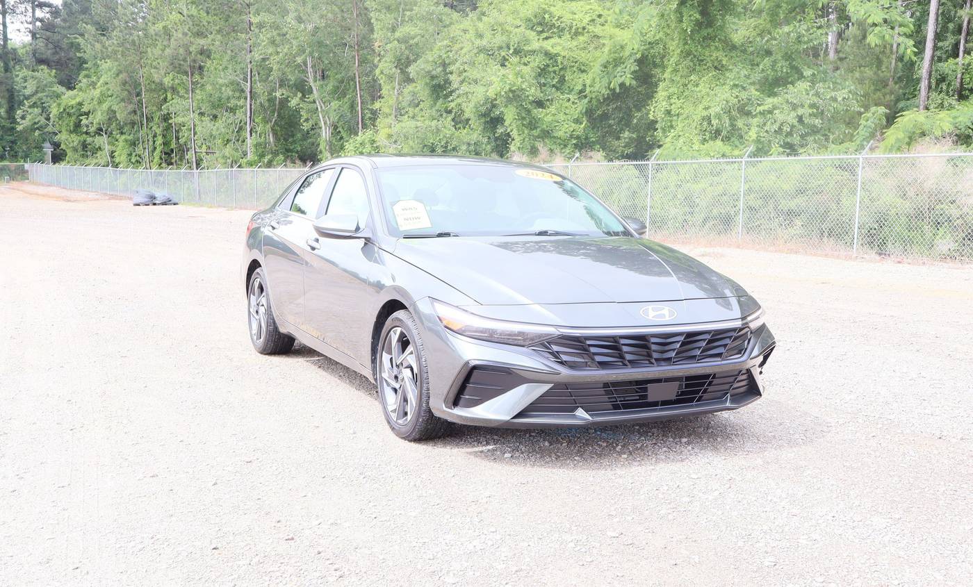 2024 Hyundai Elantra SEL — Sedan — 4,728 mi — Fayetteville, NC