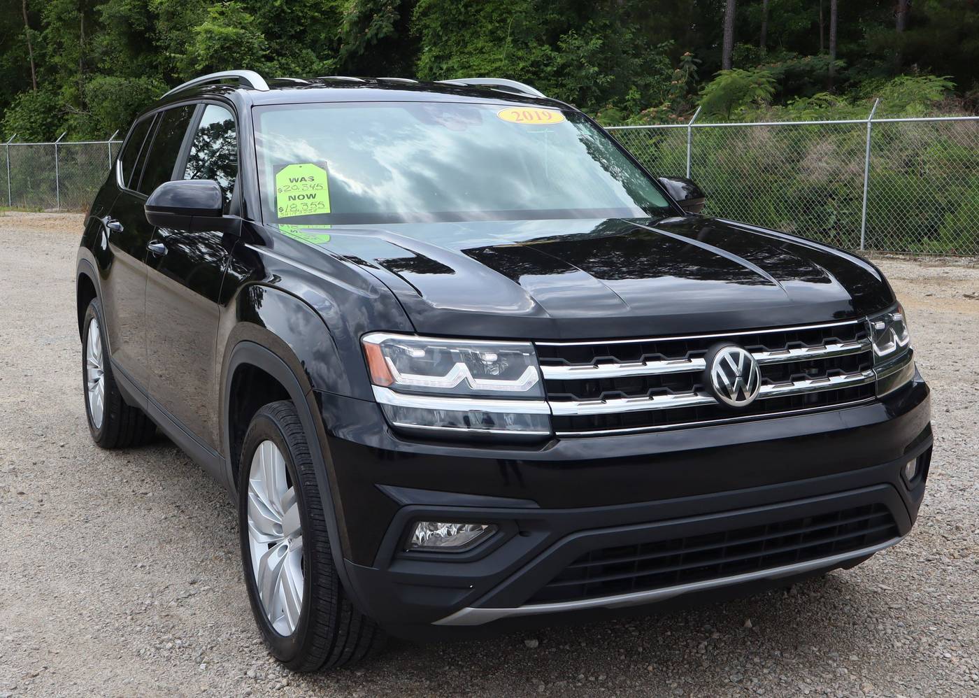 2019 Volkswagen Atlas SE with Technology — SUV — 93,776 mi — Fayetteville, NC