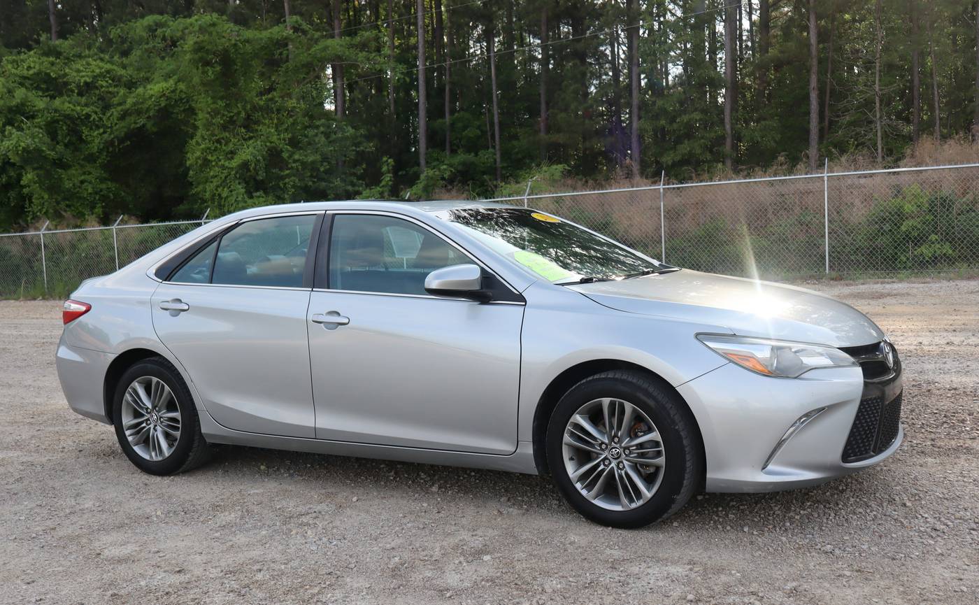 2016 Toyota Camry XLE — Sedan — 99,545 mi — Fayetteville, NC