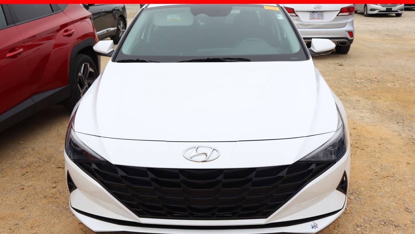 2022 Hyundai Elantra SEL — Sedan — 21,632 mi — Fayetteville, NC