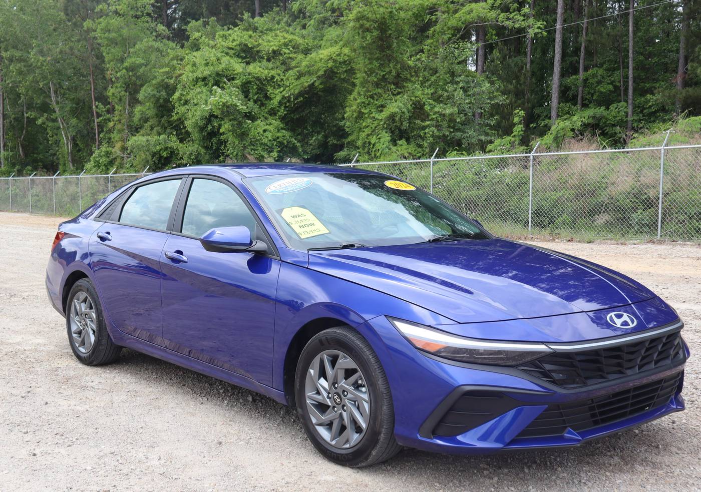 2024 Hyundai Elantra SEL — Sedan — 16,681 mi — Fayetteville, NC