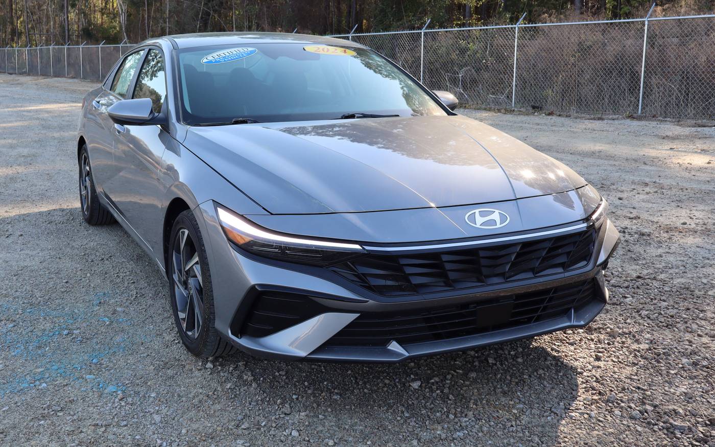 2024 Hyundai Elantra SEL — Sedan — 5,989 mi — Fayetteville, NC