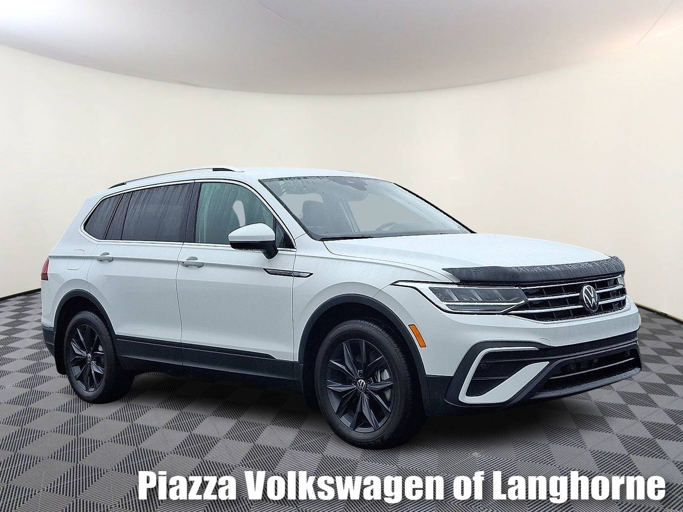 2024 Volkswagen Tiguan SE — SUV — 2,135 mi — Langhorne, PA