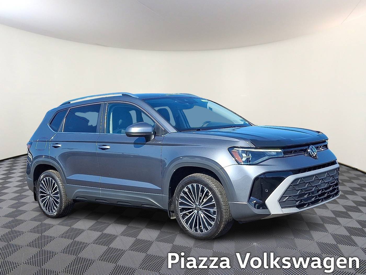 2025 Volkswagen Taos SE — SUV — 2,808 mi — Langhorne, PA