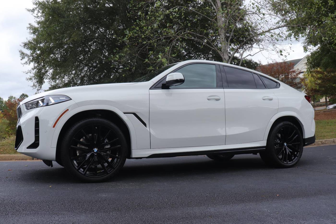 2026 BMW X6 xDrive40i