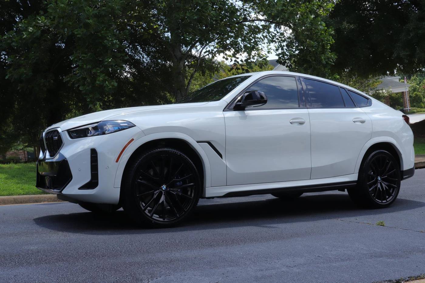 2024 BMW X6 M60i — SUV — 16,000 mi — Columbus, GA