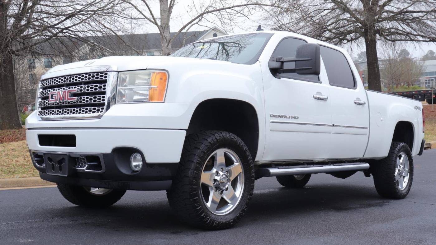 2014 GMC Sierra 2500HD Denali — Pickup Truck — 151,095 mi — Columbus, GA