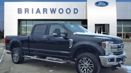 2019 Ford Super Duty F-350 Lariat — Pickup Truck — 121,646 mi — Saline, MI