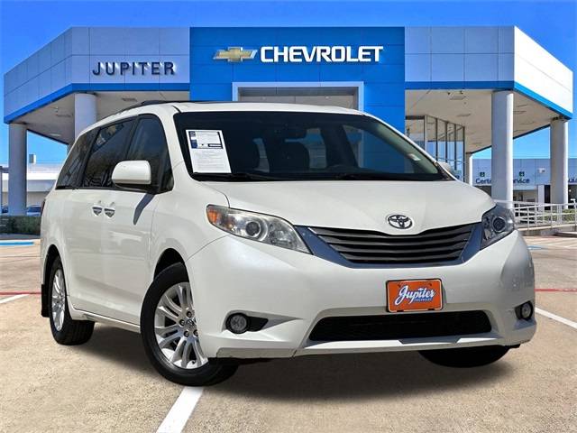 2015 Toyota Sienna XLE Premium — Minivan — 124,386 mi — Garland, TX