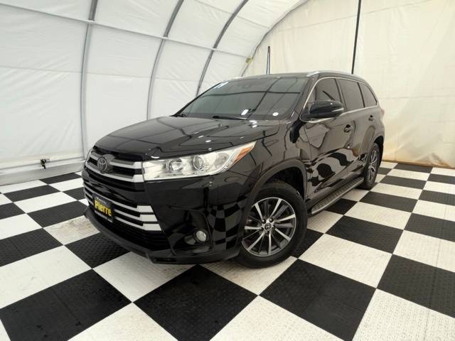 2019 Toyota Highlander XLE — SUV — 54,912 mi — Seattle, WA