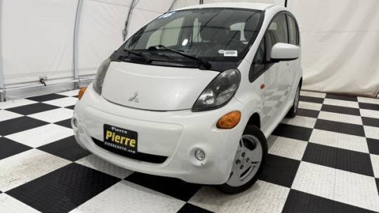 2016 Mitsubishi i-MiEV ES — Hatchback — 33,371 mi — Seattle, WA