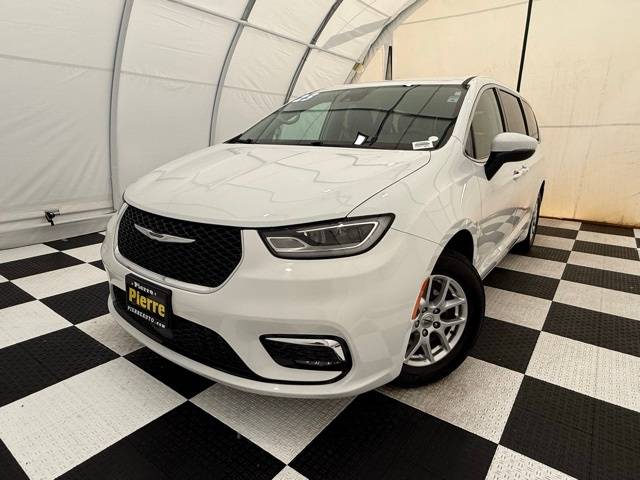 2023 Chrysler Pacifica Touring L — Minivan — 47,652 mi — Seattle, WA