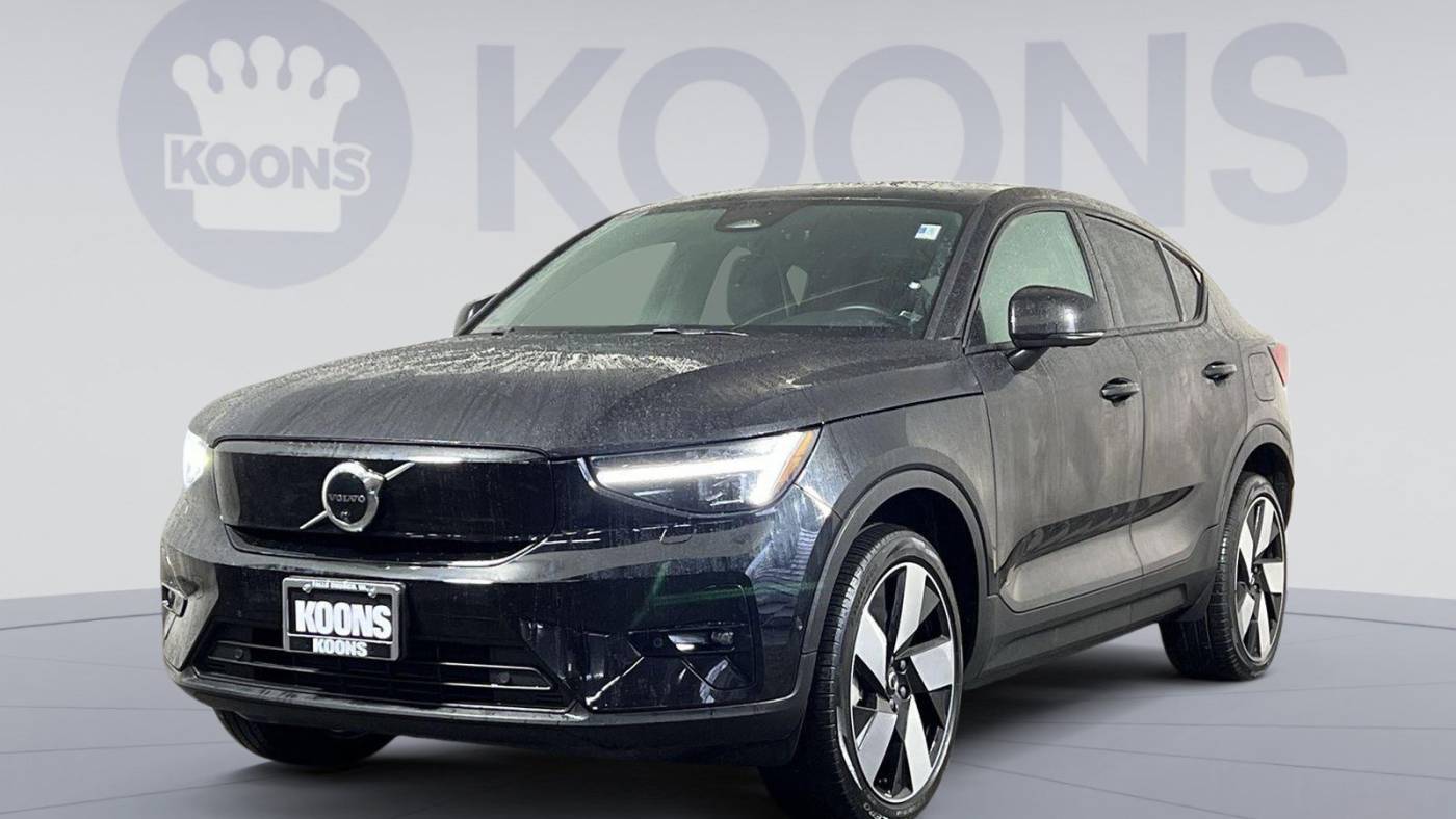 2023 Volvo C40 Recharge Ultimate — SUV — 17,004 mi — Falls Church, VA