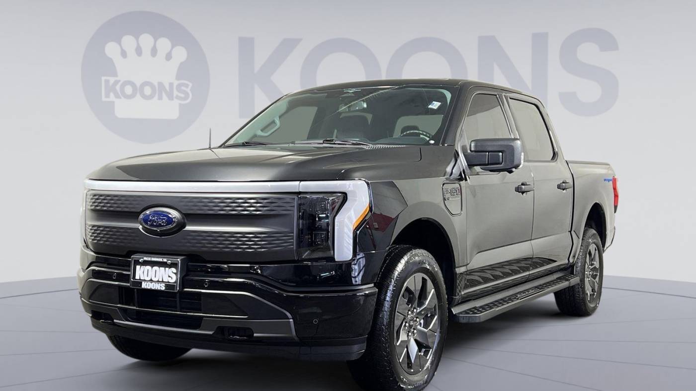 2023 Ford F-150 Lightning XLT — Pickup Truck — 10,745 mi — Falls Church, VA