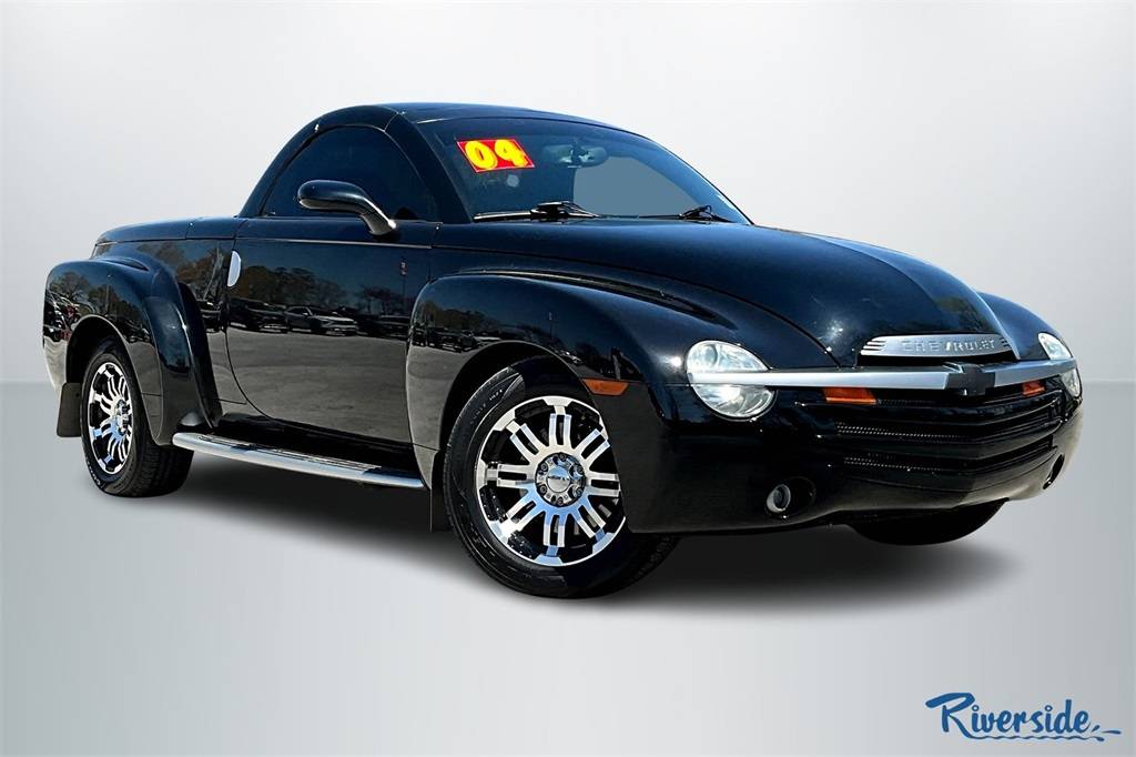 2004 Chevrolet SSR LS — Pickup Truck — 58,763 mi — New Bern, NC