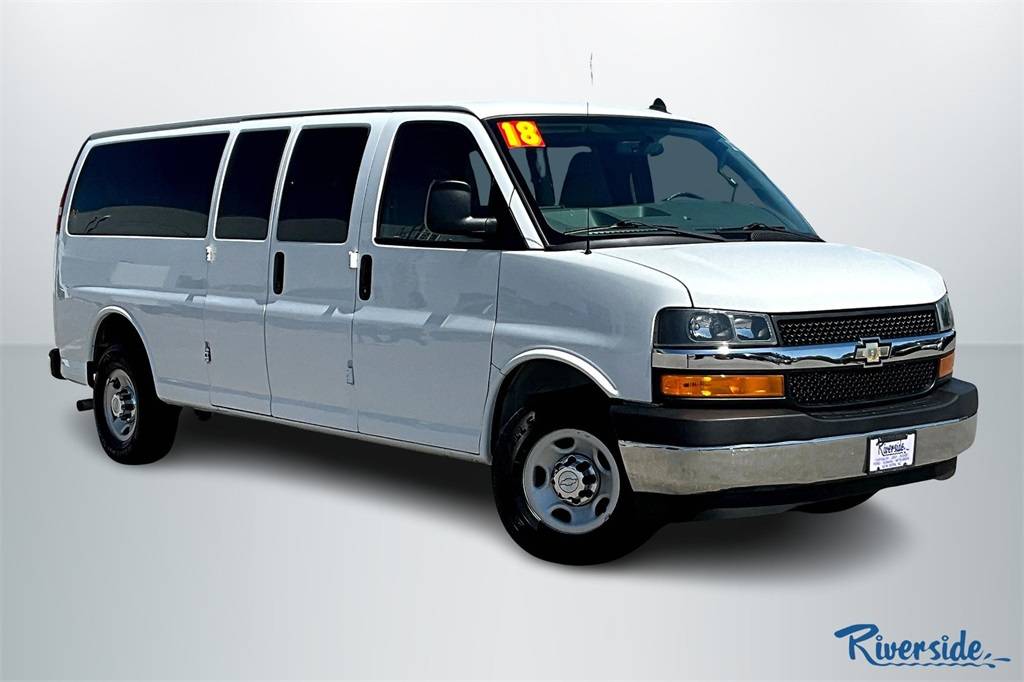 2018 Chevrolet Express Passenger LT — Passenger Van — 131,516 mi — New Bern, NC