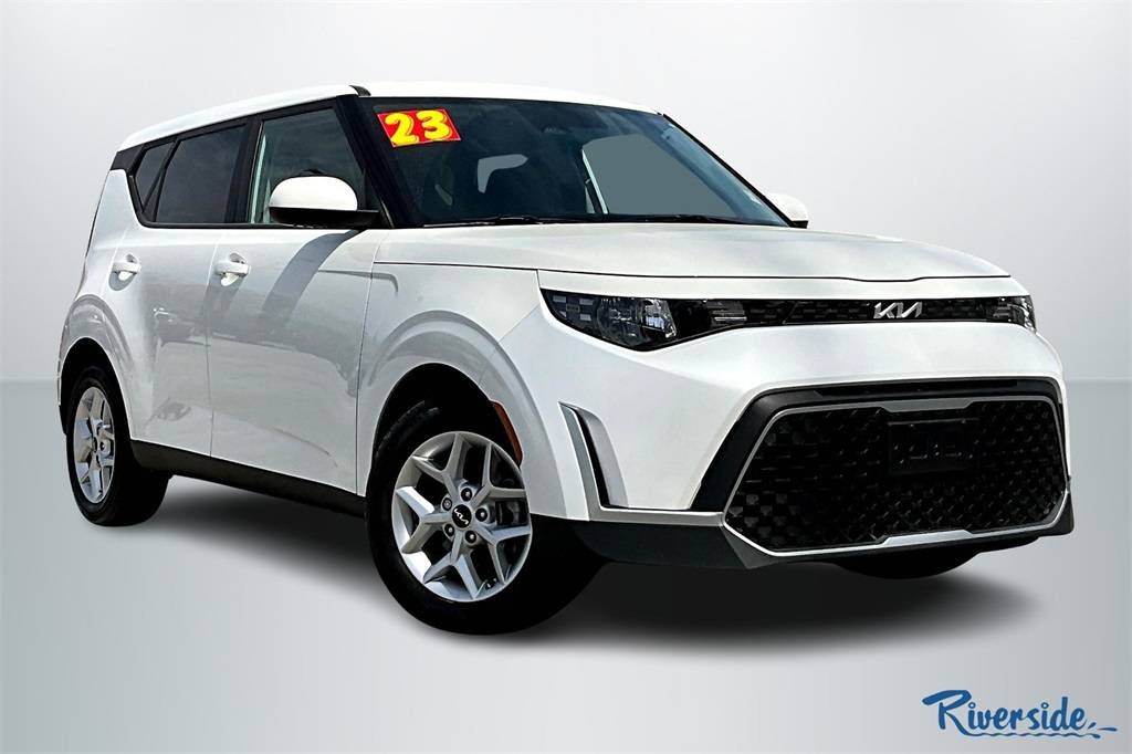 2023 Kia Soul LX — Hatchback — 17,350 mi — New Bern, NC