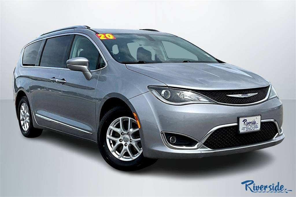 2020 Chrysler Pacifica Touring L — Minivan — 102,170 mi — New Bern, NC