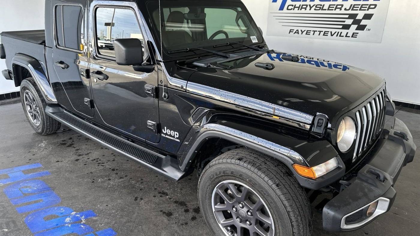 2022 Jeep Gladiator Overland — Pickup Truck — 24,199 mi — Fayetteville, NC