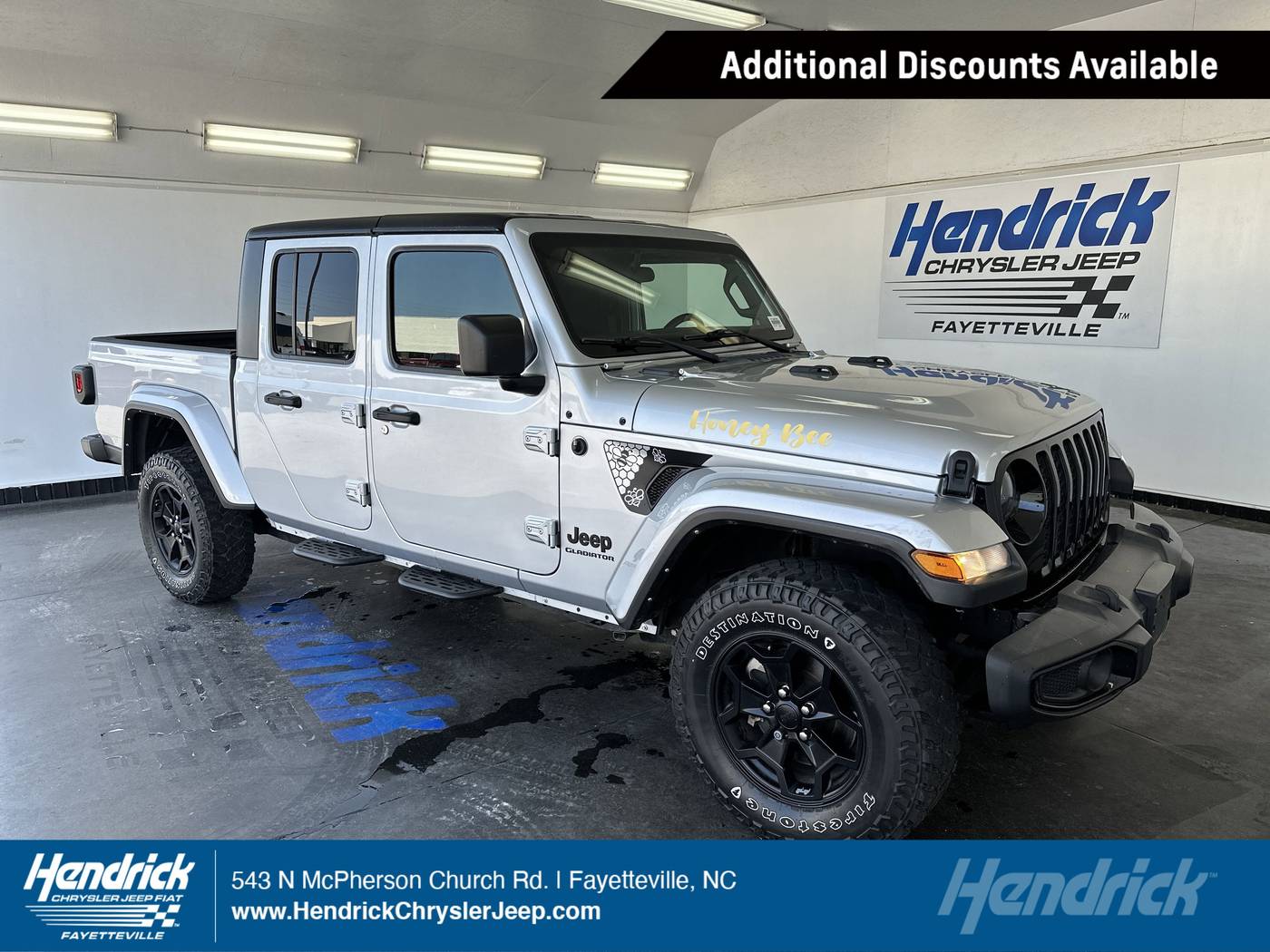2022 Jeep Gladiator Willys — Pickup Truck — 31,797 mi — Fayetteville, NC