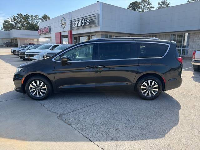 2021 Chrysler Pacifica Touring L — Minivan — 72,898 mi — Milledgeville, GA