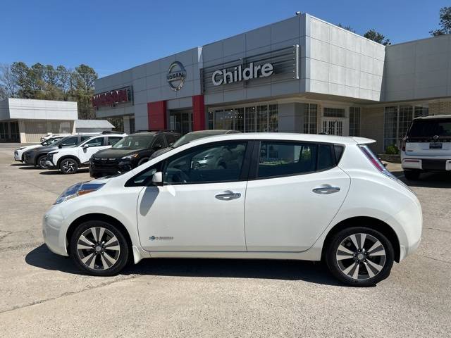 2015 Nissan LEAF SV — Hatchback — 31,136 mi — Milledgeville, GA