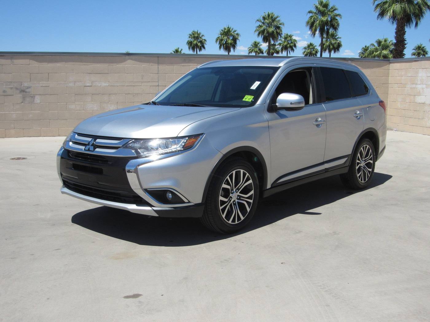 2018 Mitsubishi Outlander SEL — SUV — 78,111 mi — Mesa, AZ