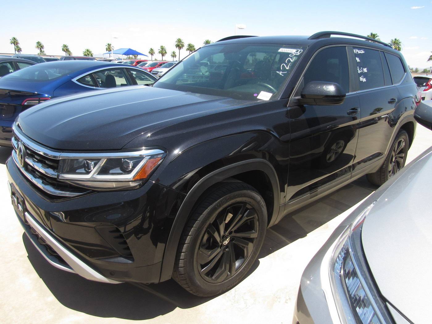 2022 Volkswagen Atlas SE with Technology — SUV — 41,128 mi — Mesa, AZ