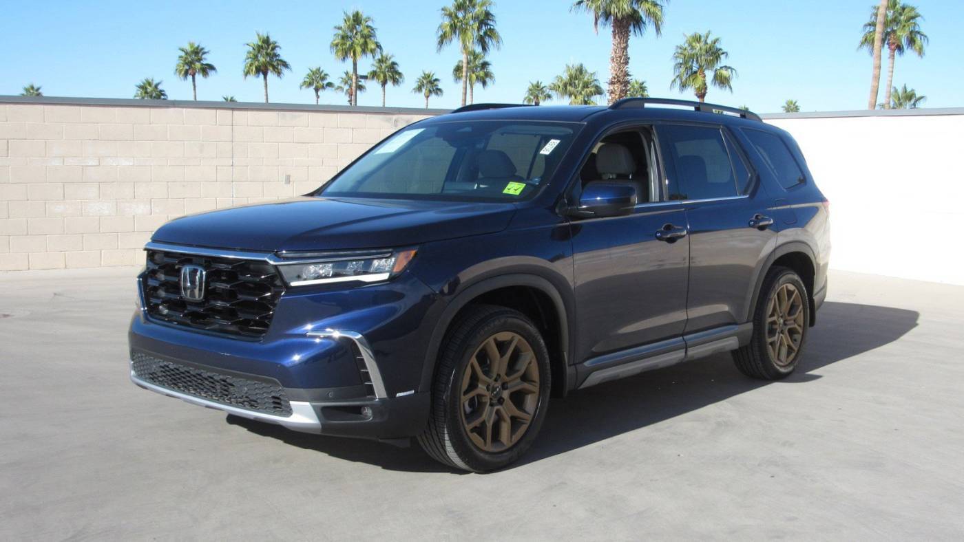 2024 Honda Pilot Touring — SUV — 6,325 mi — Mesa, AZ